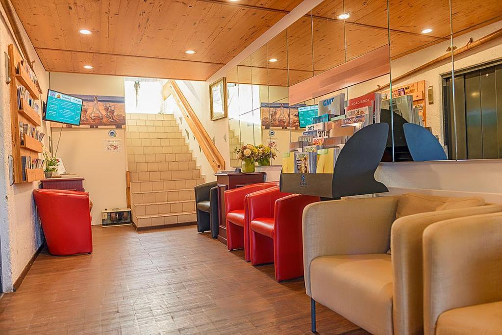 Hotel Des Alpes Bulle Center المظهر الخارجي الصورة